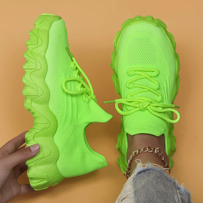 Solai Simple Snug Sneakers