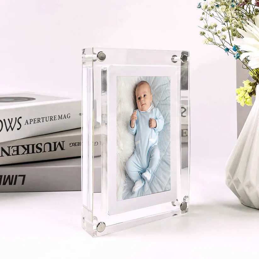 LuxeFrame™ Digital Frame